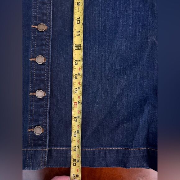 Chaps Button Down Front Denim Jean Skirt Women's Size 8 Dark Blue - Picture 6 of 11